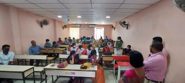 KANCHI MAMUNIVAR CENTRE FOR POST GRADUATE STUDIES AND RESEARCH - 4