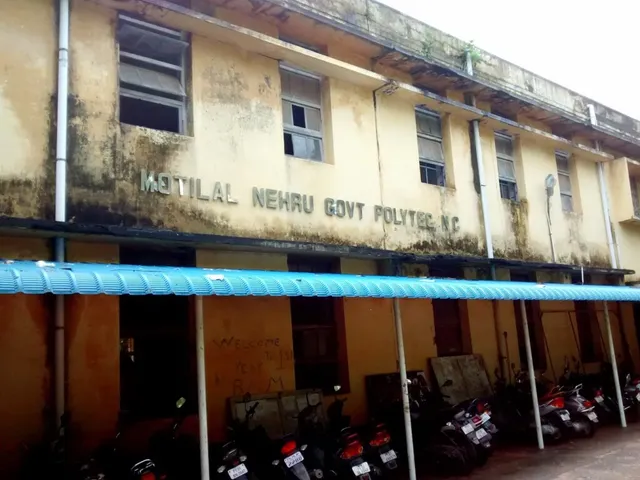 Motilal Nehru Government Polytechnic College - 3