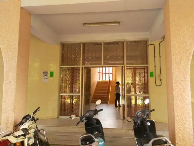 Department of Electronics Engineering, Pondicherry University - 2