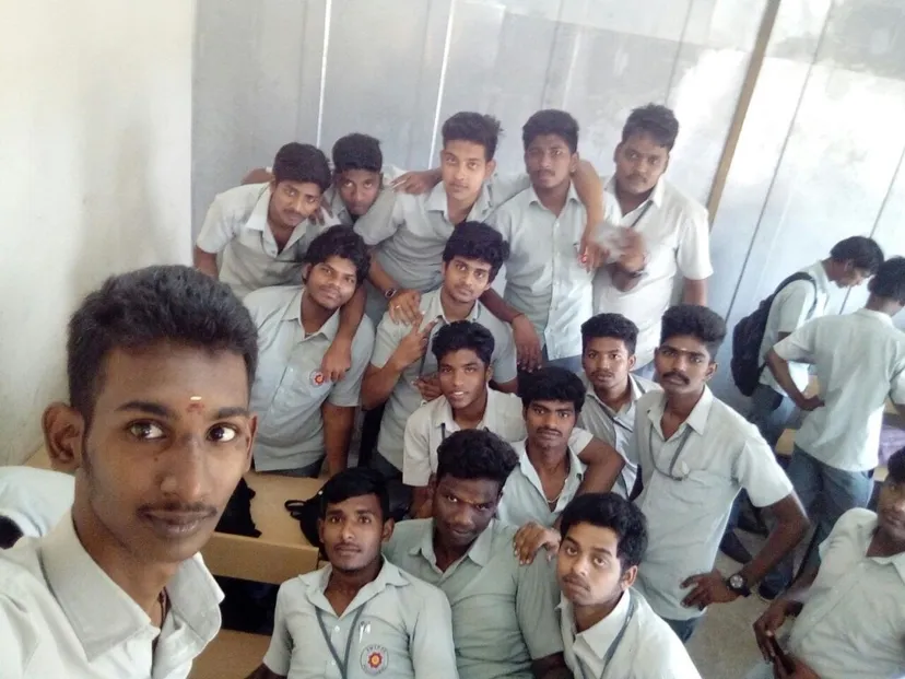 Sri Manakula Vinayagar Polytechnic College