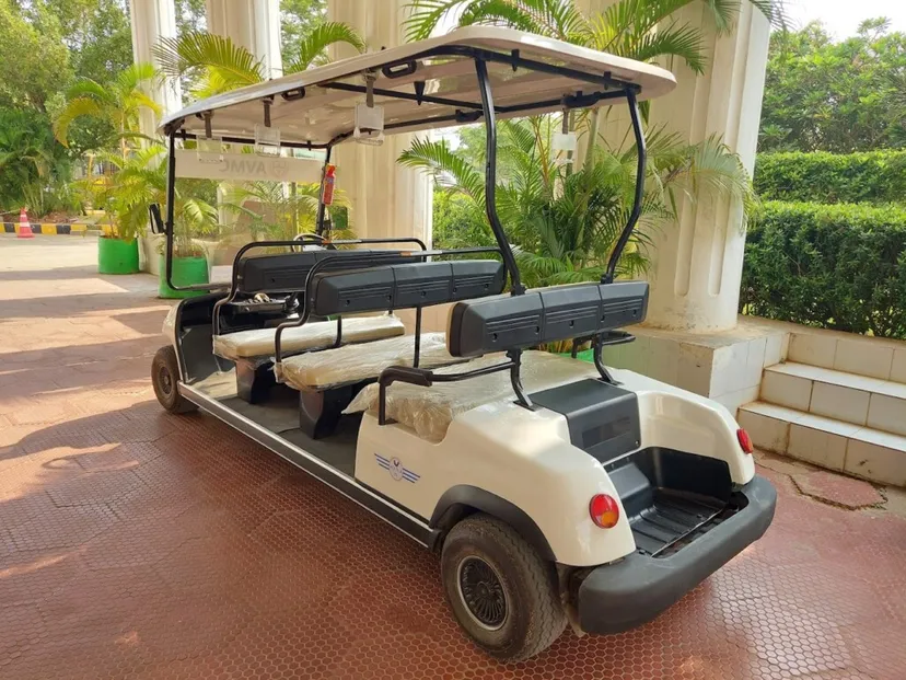 Aarupadai Veedu Medical College