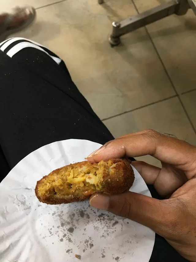 NELLAI SANTHI SWEETS AND BAKERY - 2