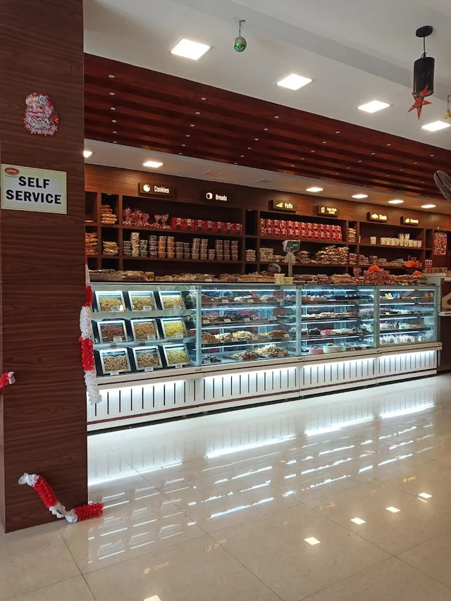 NELLAI SANTHI SWEETS AND BAKERY - 3