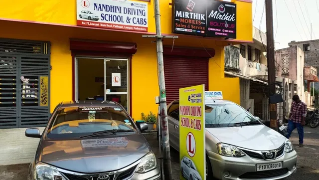 Nandhini driving school - 4