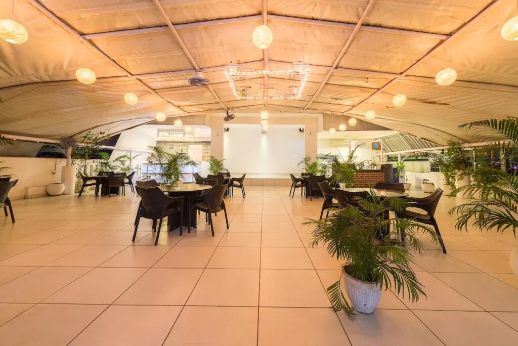 Treebo Trend Hotel South Avenue With Roadside View