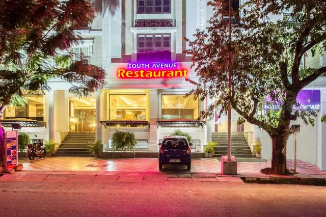 Treebo Trend Hotel South Avenue With Roadside View - 3