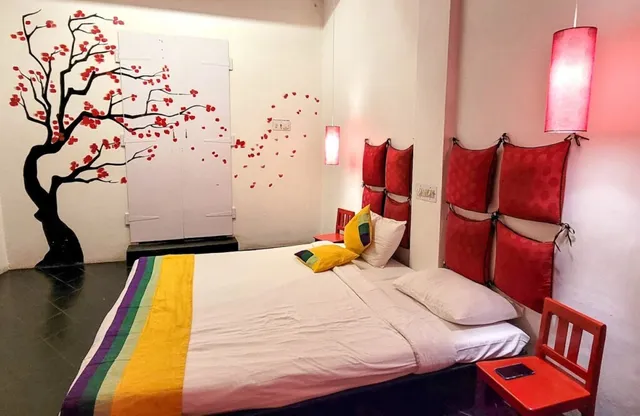 Itsy By Treebo - Red Lotus Heritage With Roadside View - 2