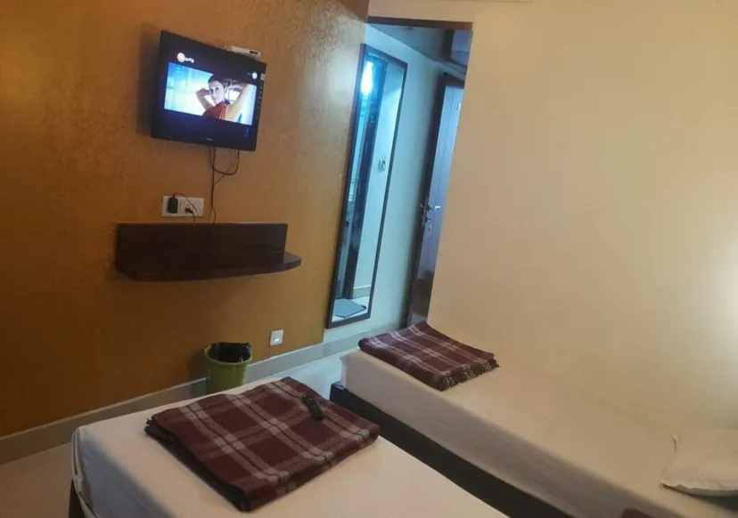 Hotel Seasons Pondicherry