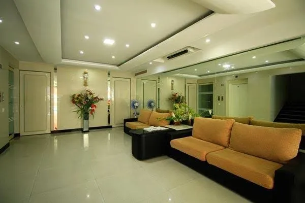 Lotus Comfort- A Pondy Hotel - 3