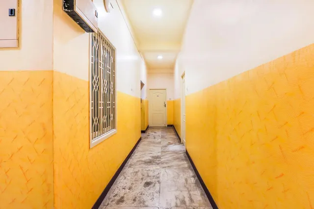 FabExpress Santhi inn - 2