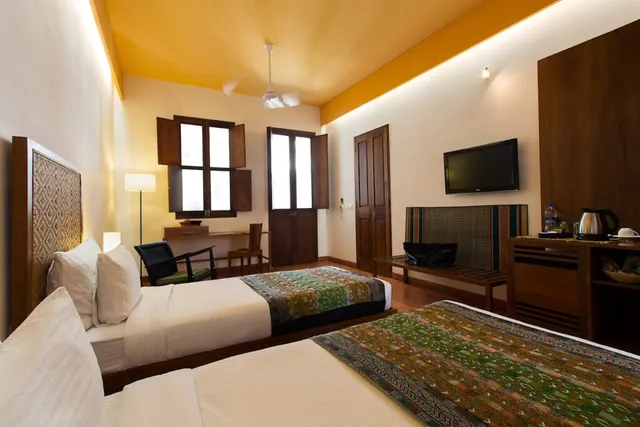 Villa Shanti Hotel & Restaurant - 2