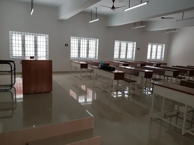 Dr. Ambedkar Government Law College Pattaraiperumpudhur, Thiruvallur - 2