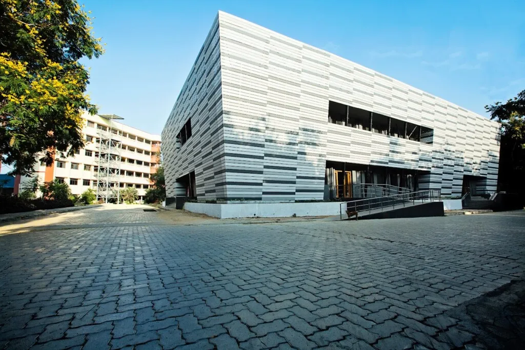 Rajalakshmi Engineering College