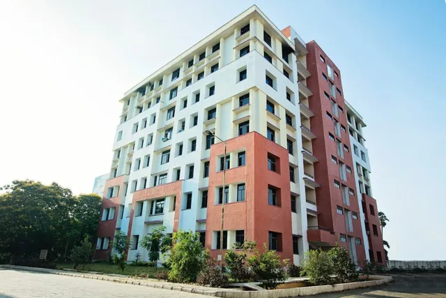 Rajalakshmi Engineering College - 3