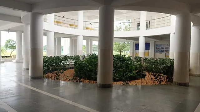 AARUPADAI VEEDU INSTITUTE OF TECHNOLOGY - 4