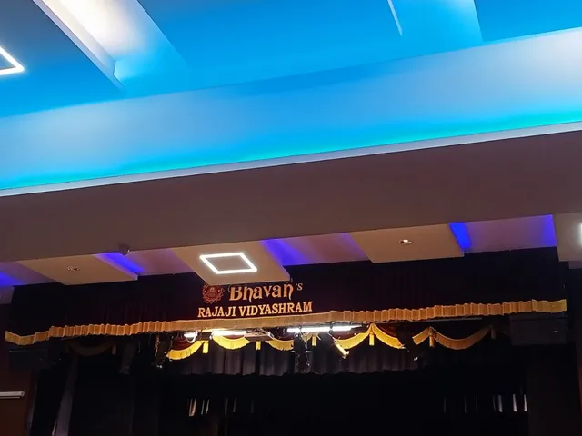 Bhavan's Rajaji Vidyashram - 3