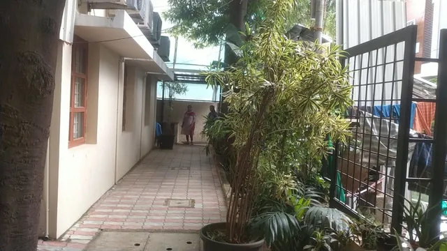 D.A.V. Boys Senior Secondary School - 4