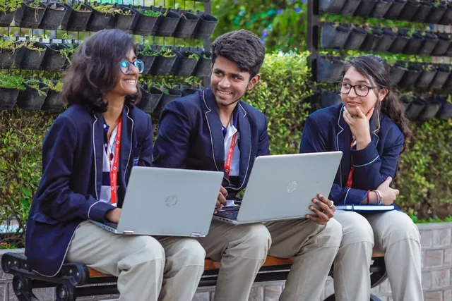 Manchester International School - 5