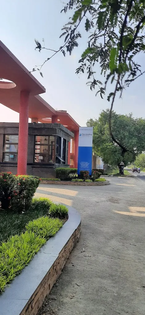 The Geekay World School - 4