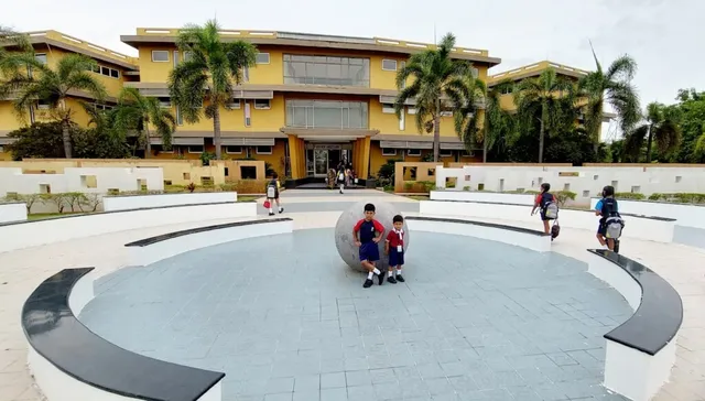 The Geekay World School - 5