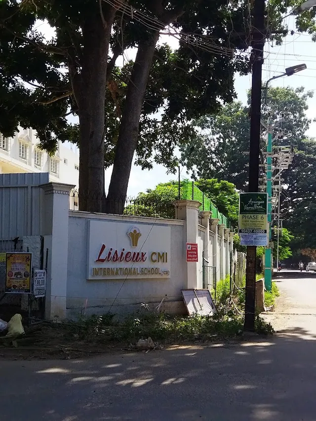 Lisieux CMI International School - 4