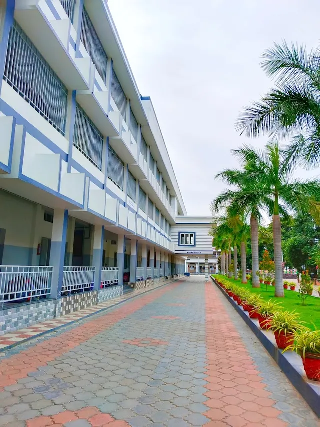 Alvernia Matriculation Higher Secondary School - 4