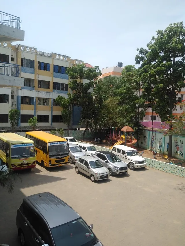 Dhanalakshmi Srinivasan Matric. Hr. Sec. School - 2