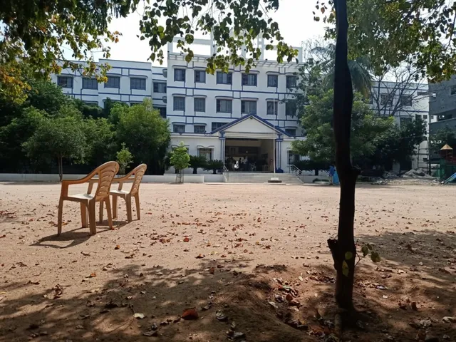 Kongu Kalvi Nilayam Matriculation Higher Secondary School - 5