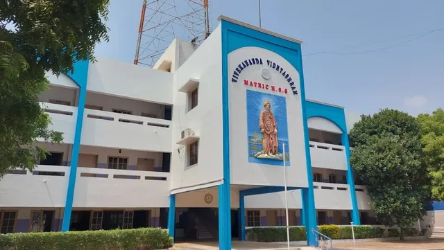 Vivekananda Vidhyashram Matric Hr Sec School - 3
