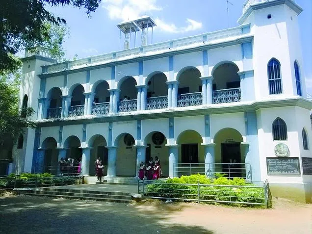 MDT Hindu College Higher Secondary School - 3