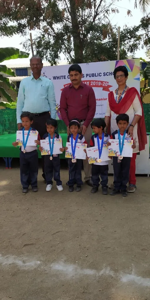 White Clouds Public School - 4