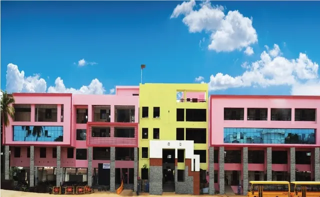 DNU S.M.B.M. MATRIC. HIGHER SECONDARY SCHOOL, DGL. - 4