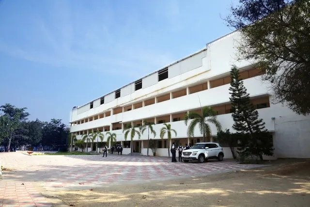 Shri Gurumuki Vidhyasshram - 5