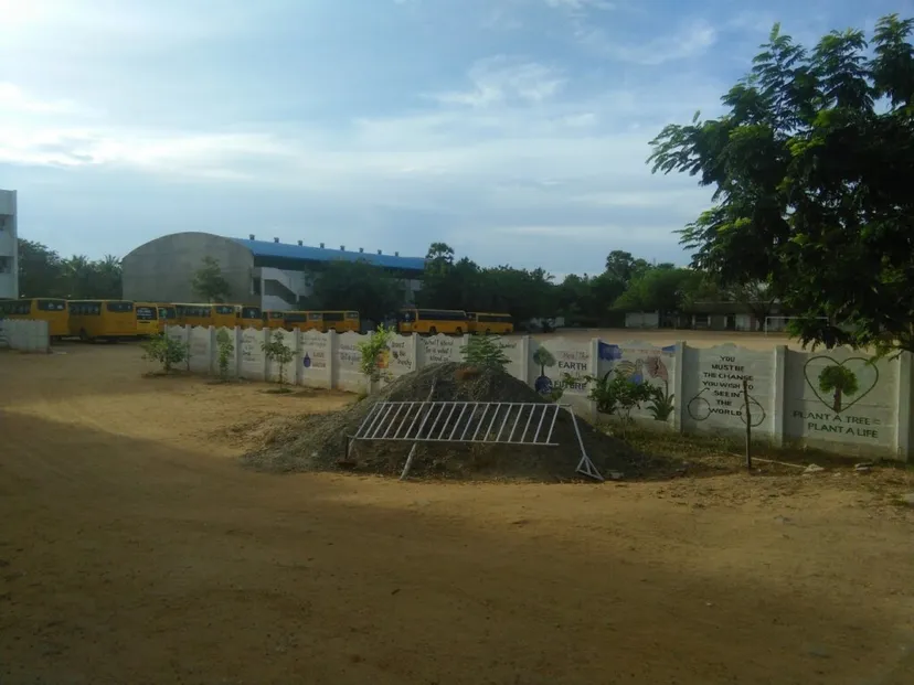 National Academy School