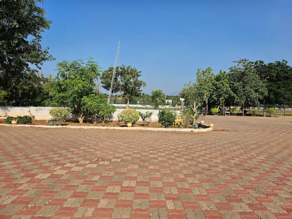 LHL CBSE SCHOOL-THOVALAI