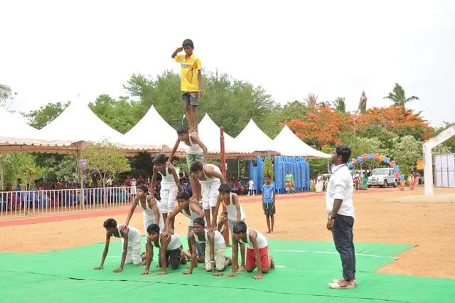 C.S.I.St.Hildas&St.Hughs Mat.Hr.Sec.School - 4