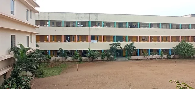 Kamalam International School - 2