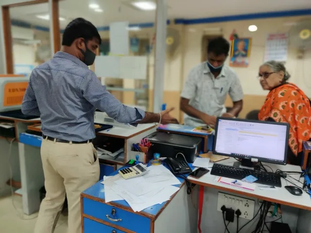 Muthoot Gold Point - We Buy Gold - 8