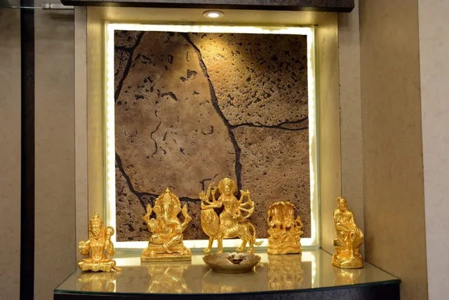 Goldsmith Jeweller And Money Lender, WE BUY GOLD - 4