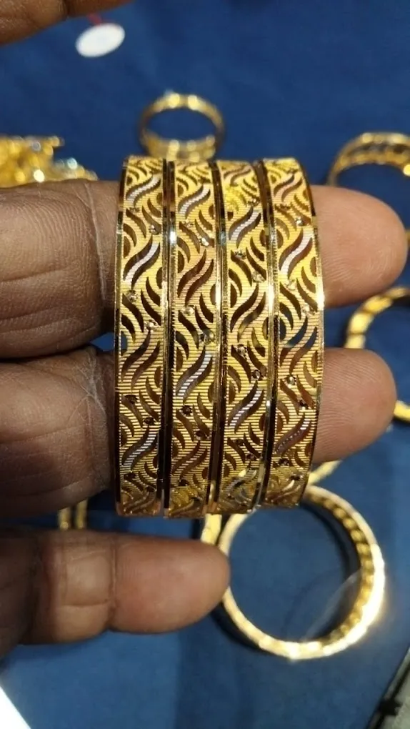 Koyikkaras Gold And Diamonds Gold Buyer Kochi - 4