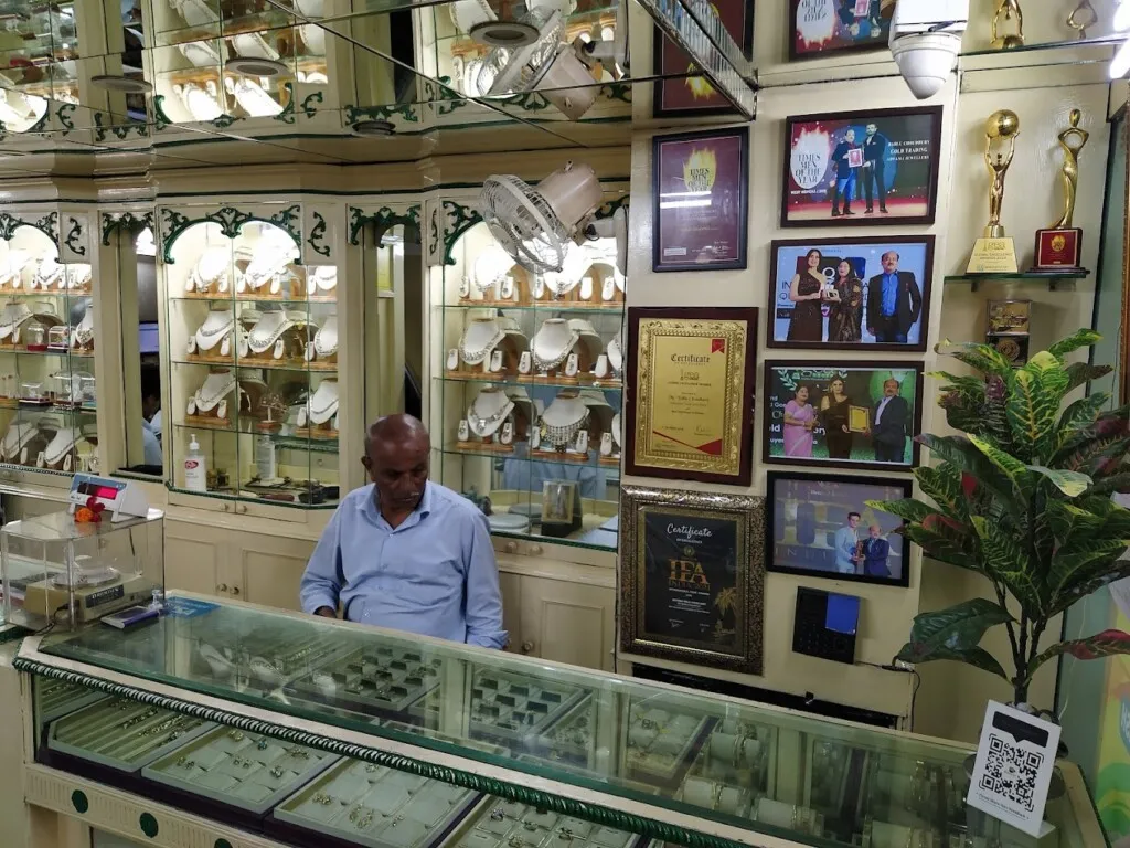 Adyama Gold Jewellery- Gold Buyer in Kolkata, sell gold for cash near me