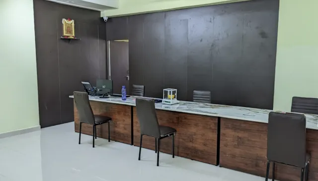 TRUST GOLD BUYER STORE - 8