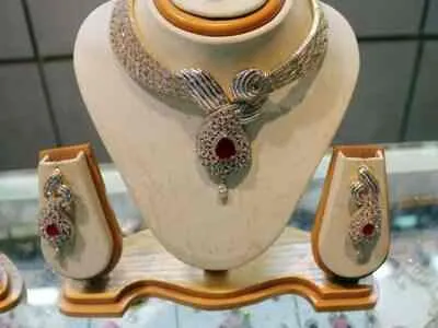 gold dimonds buyers in kolkata Gold Jewellery- Gold Buyer sell gold for cash near me - 4