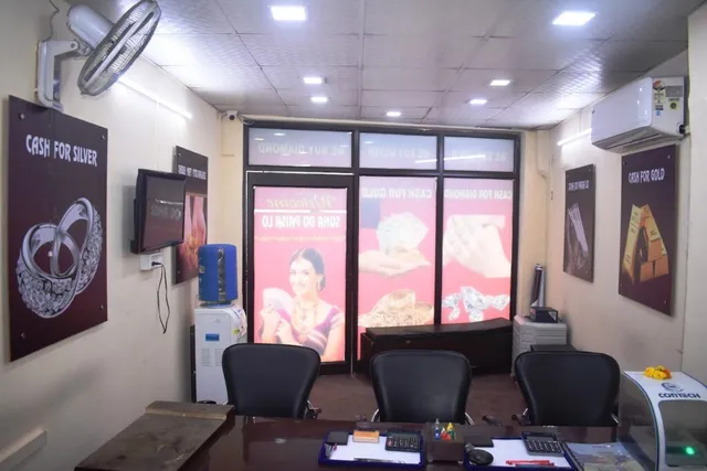 Sona Cash for Gold / Laxmi Nagar - 8