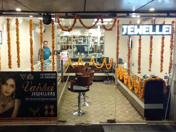 Vaishvi jewellers