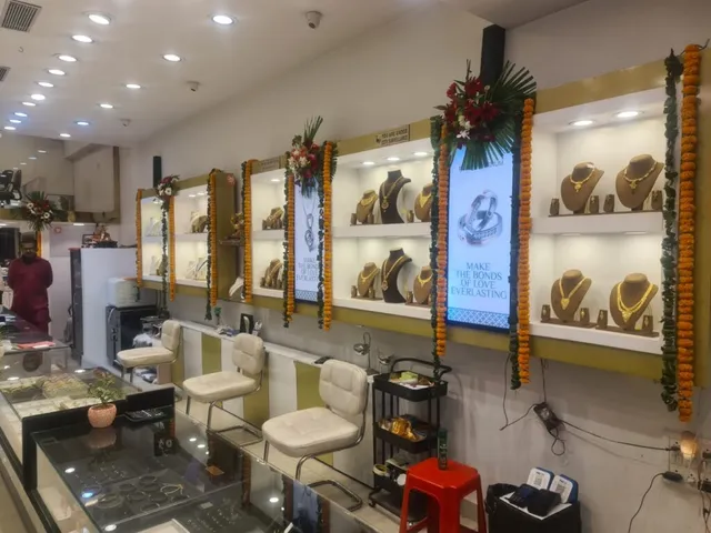Shri Jewellers- Best Jewellery Showroom - 7