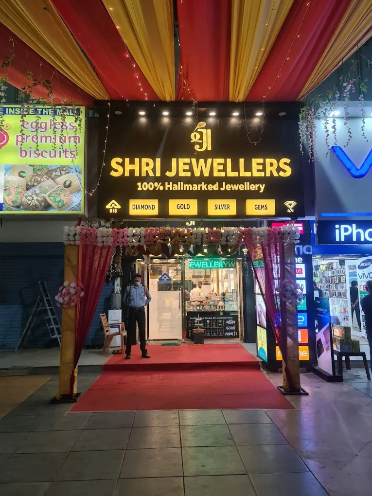 Shri Jewellers- Best Jewellery Showroom