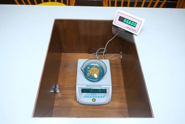 Mudra Gold Buyer - Gold & Silver Buyers Ahmedabad - 5