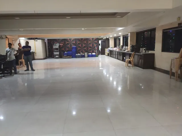 Tipsy Topsy / Catering Services / Meal Boxes - 3