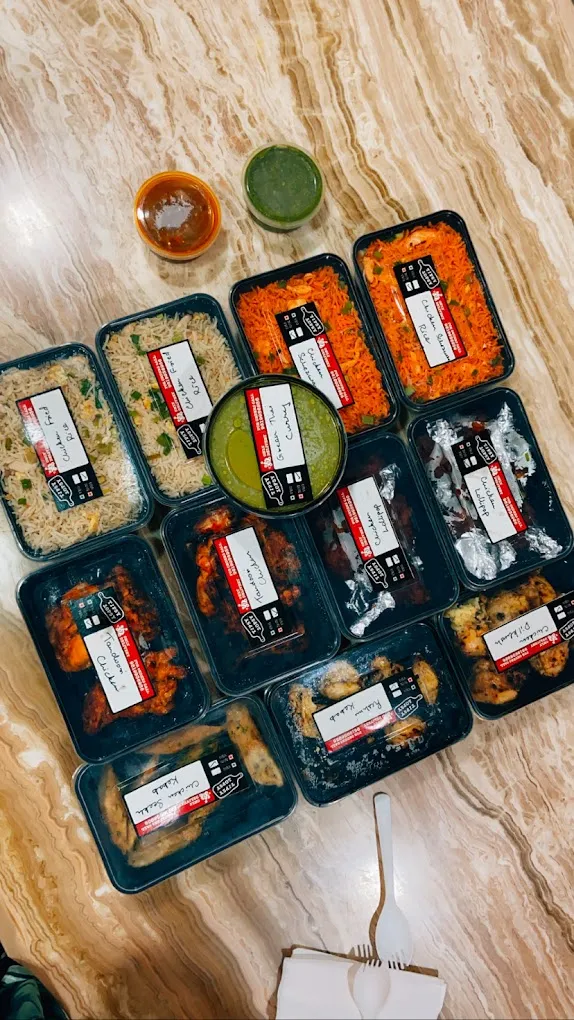 Tipsy Topsy / Catering Services / Meal Boxes - 4